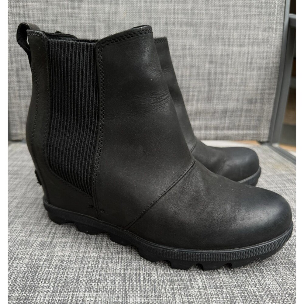 Sorel Joan of Arctic Wedge II Chelsea Boots Black Leather NL3022-010 Women's 8